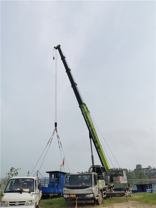 稻城县桥梁建设吊装案例